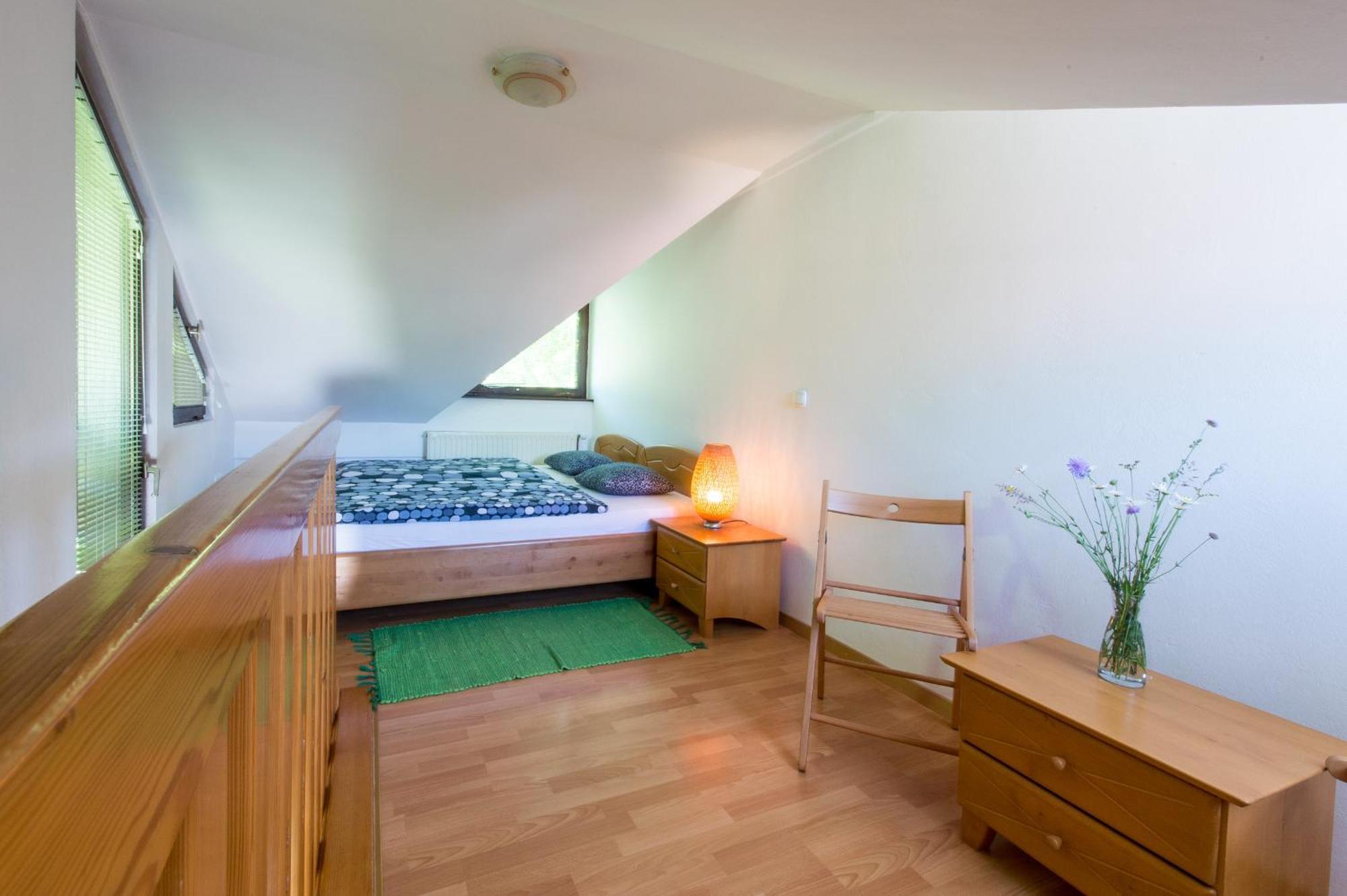 Apartments Jaka 돌레니스케토플리체 객실 사진