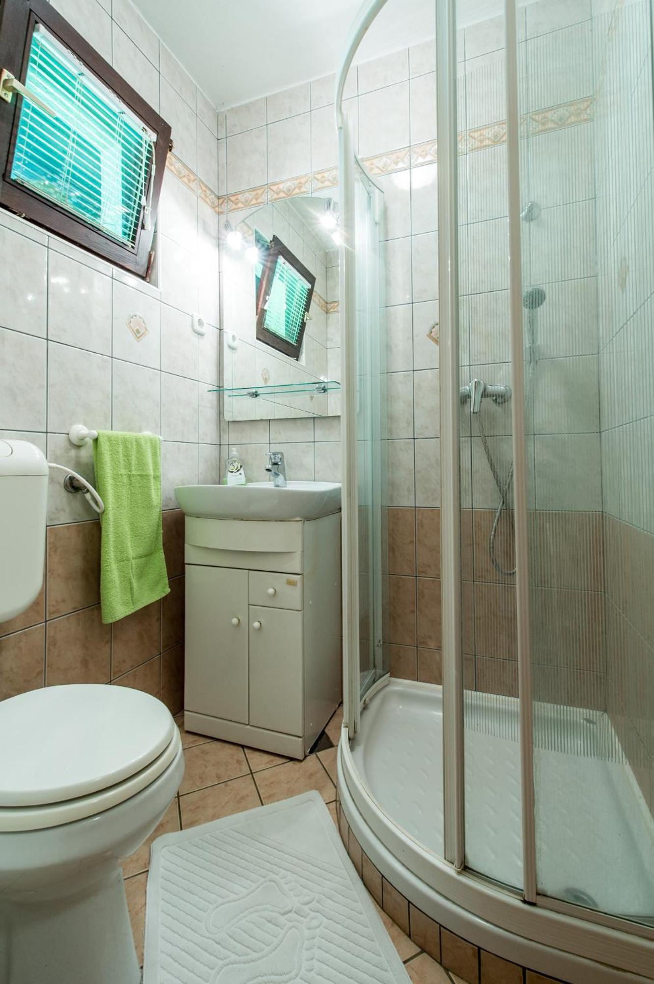 Apartments Jaka 돌레니스케토플리체 객실 사진